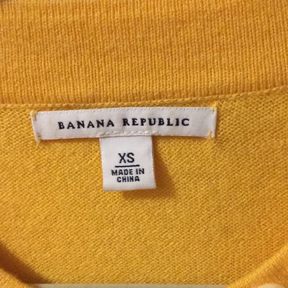 Pretty Banana Republic cardigan - Picture 2 of 7